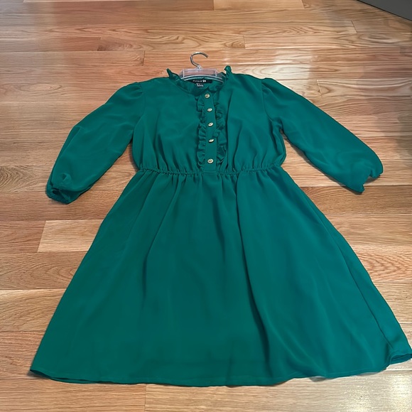 Forever 21 Dresses & Skirts - Forever 21 green dress